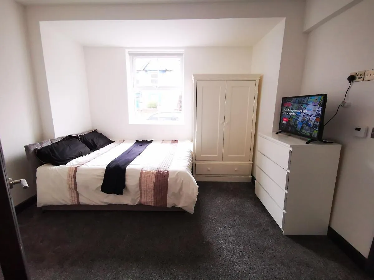 Guest house Mapperley House - Under New Management Promotional Rates Available Hotel Nottingham United Kingdom
